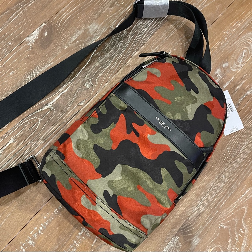 Michael Kors Mens Kent Camouflage Spice Orange Slingpack Bag NWT